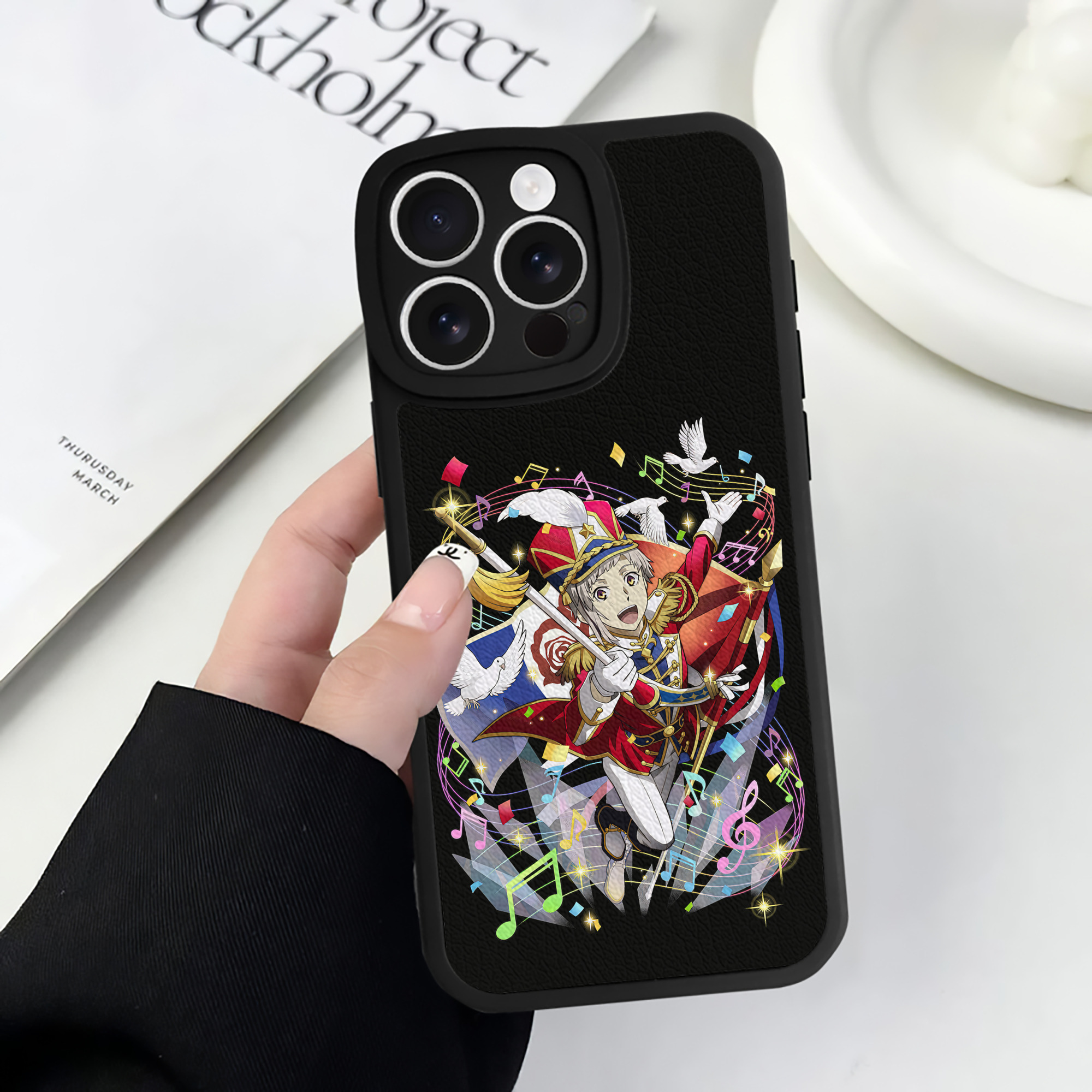 （画像用） 文豪ストレイドッグス Bungo Stray Dogs 【iPhone 16シリーズ対応】シリコンスマホケース（レザー調） 材質：シリコン